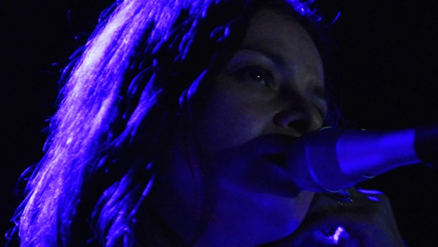 Massive Attack And Hope Sandoval: 'the Spoils' (video) - Pocho